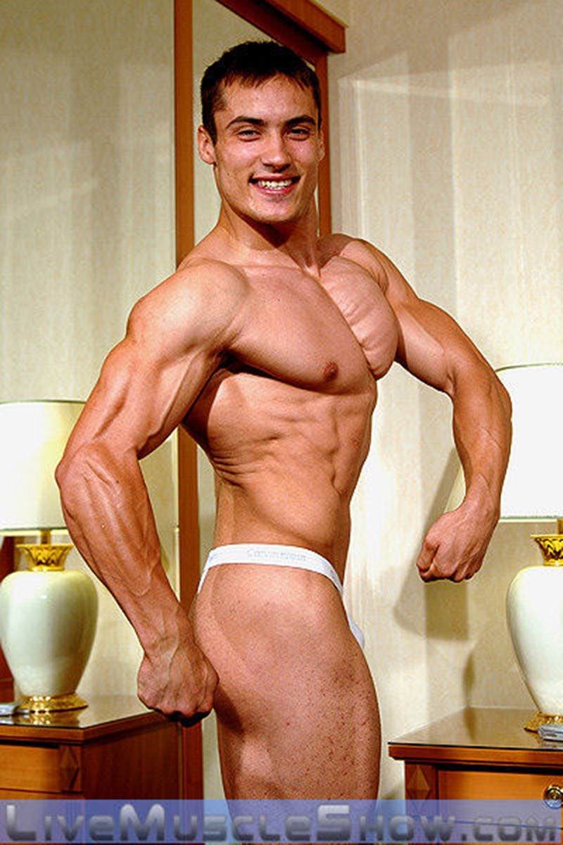 ripped to shredded gay muscle gay porn tube
