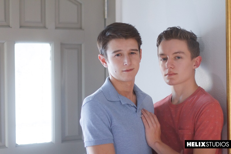 HelixStudios gay porn Twink boy Rimming Muscle dudes Kissing Blowjob Blonds Evan Parker ass fucking Leo Frost 005 gallery video photo - Evan Parker's ass fucking picks up pace causing Leo Frost's load to explode all over them