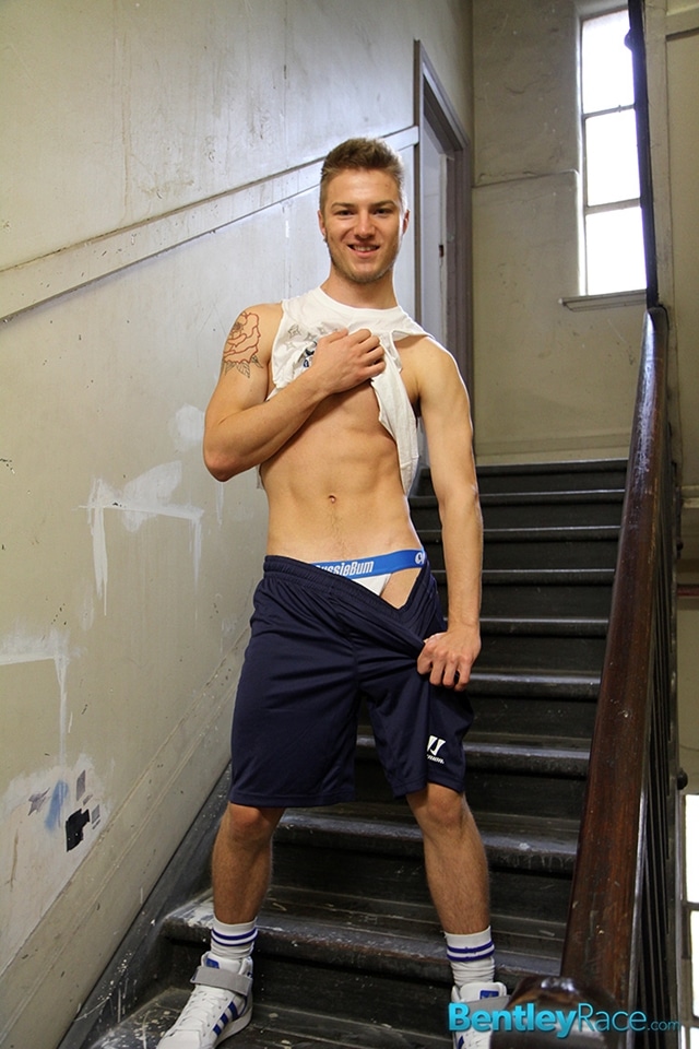 BentleyRace-Sexy-19-year-old-Sarpa-Van-Rider-tight-bubble-ass-fucked-Zac-Frevo-squirts-biggest-loads-cum-face-012-male-tube-red-tube-gallery-photo